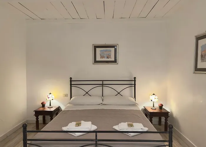 Bed & Breakfast Santi Quattro Al Colosseo Roma